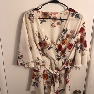 NWOT - Floral wrap blouse